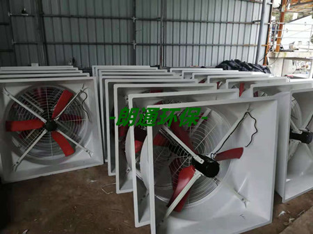 現場(chǎng)組裝交付客戶(hù)（大角度三葉負壓風(fēng)機）